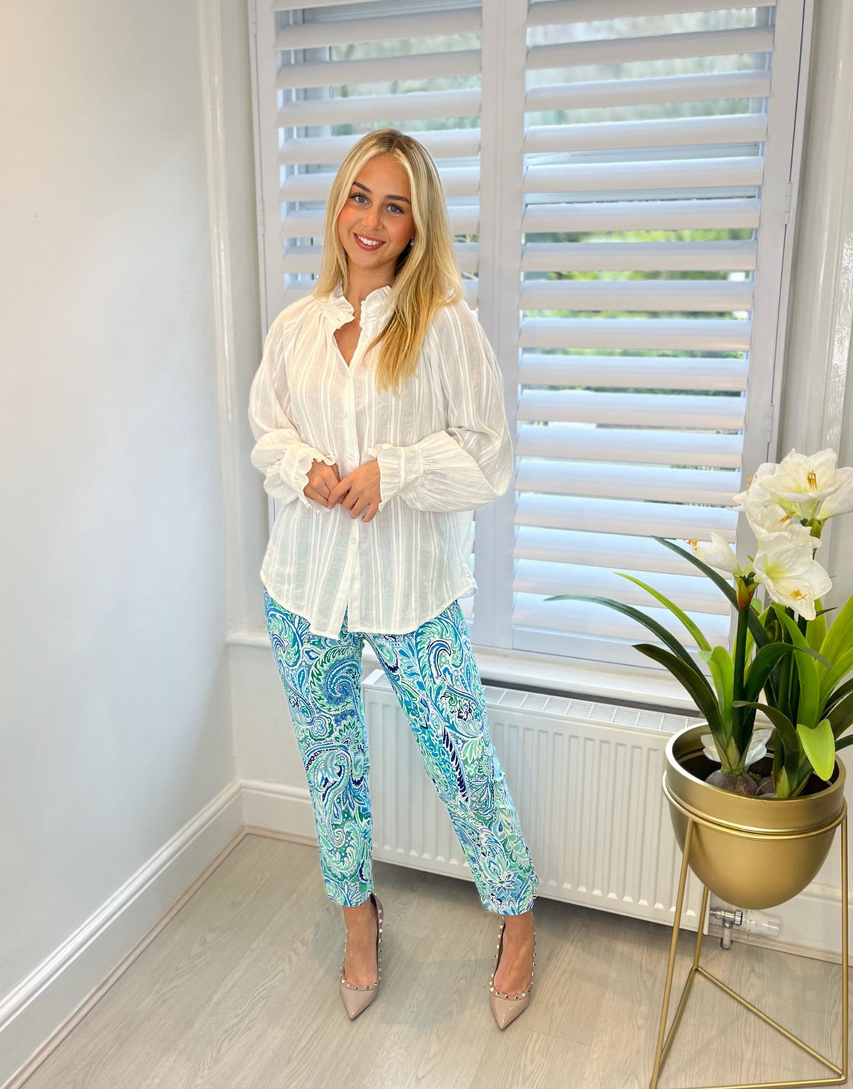 Lena 09 Tropical Paisley Print