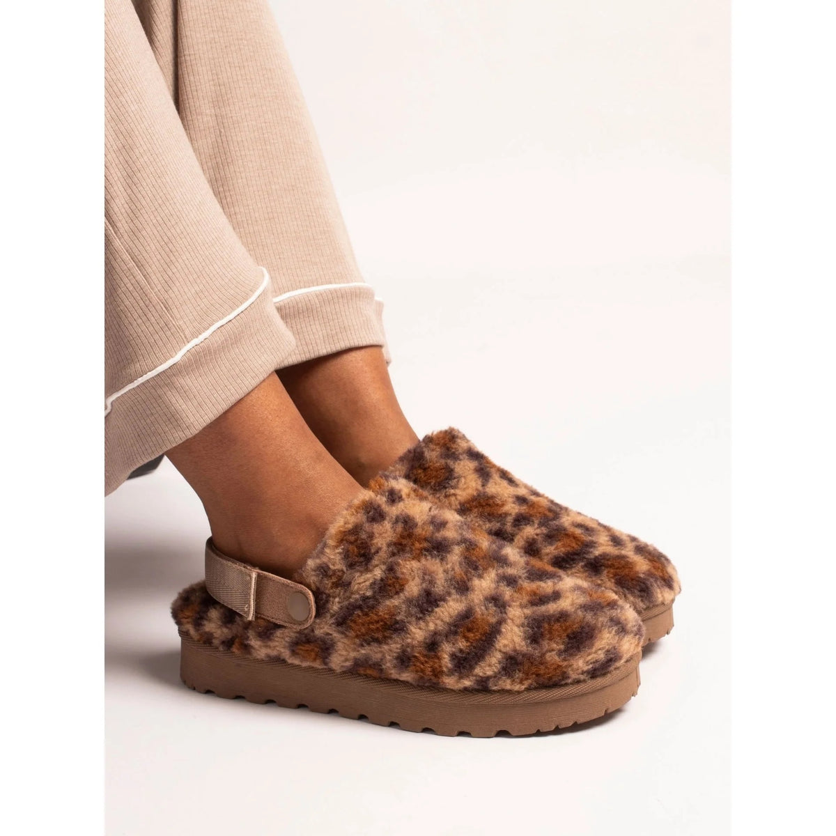 Naples Adjustable Strap Slippers