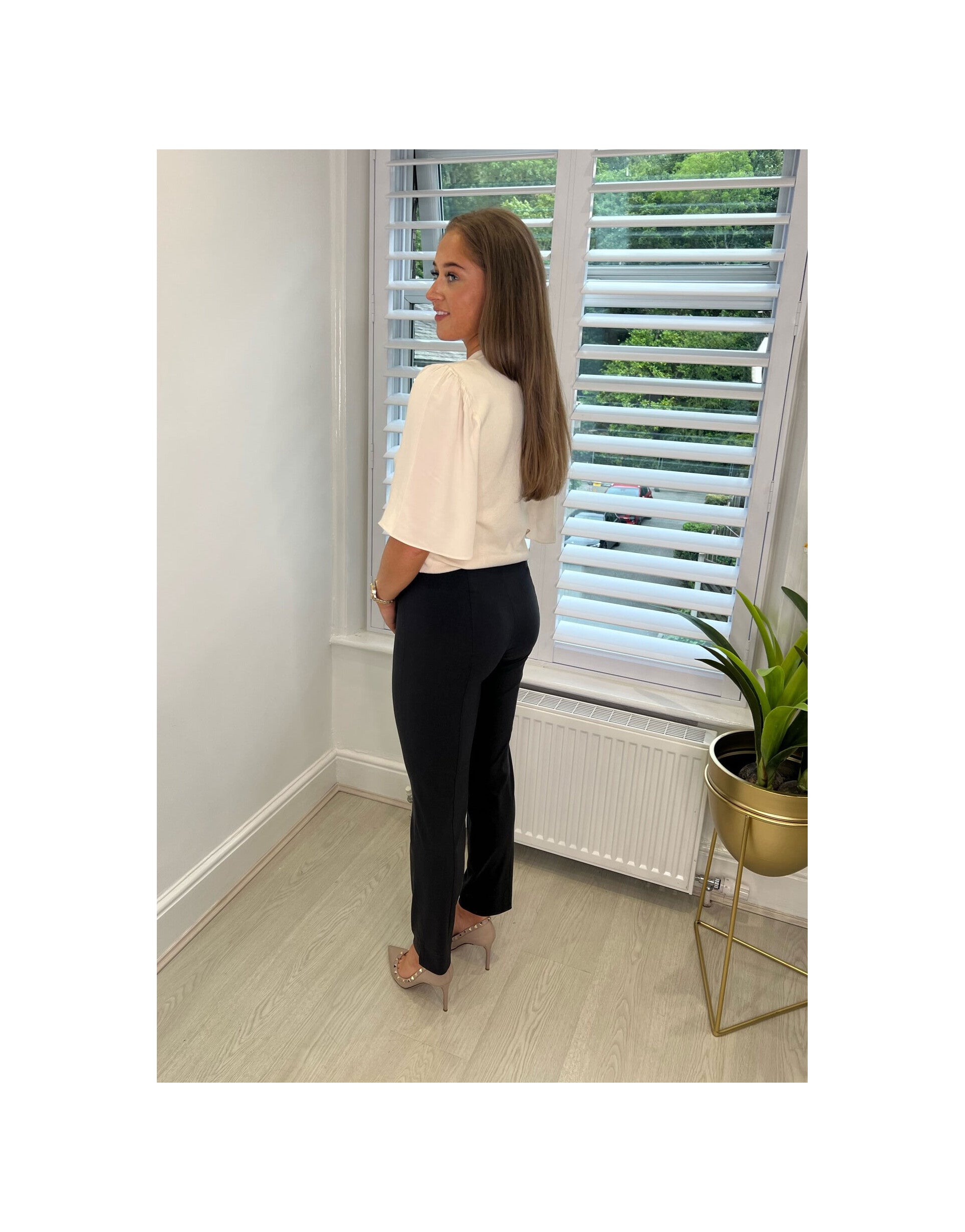 Marie Full Length