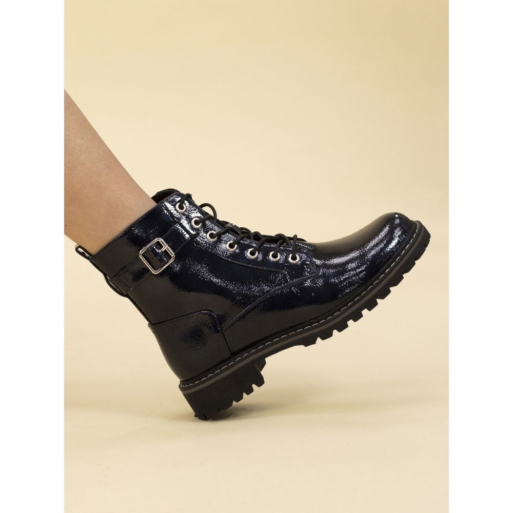https://dknwnigc18uf4.cloudfront.net/product-media/QTT/1600/1600/parlour-navy-patent-ankle-boot-p6950-394659image.jpg