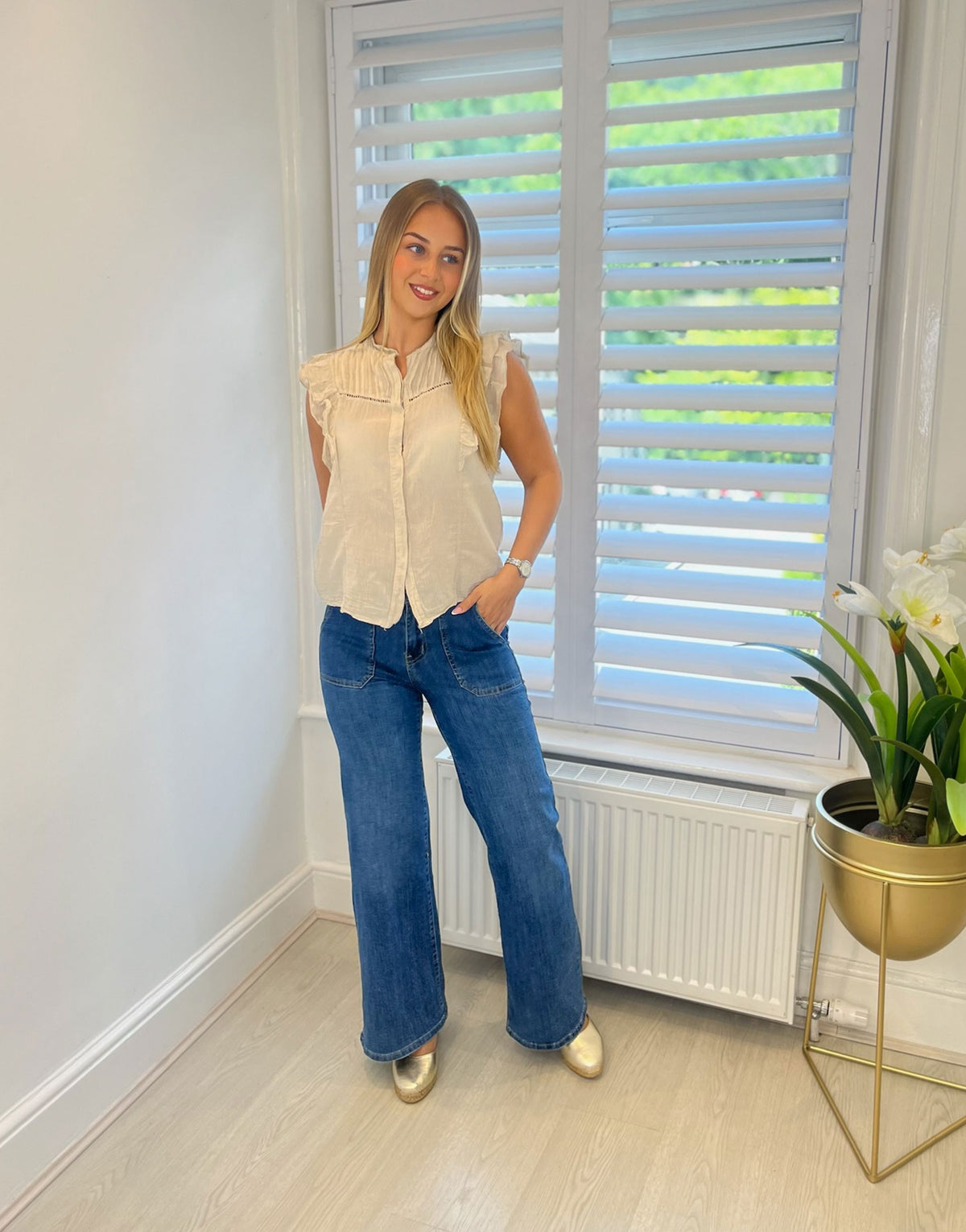 Lara Frill Blouse