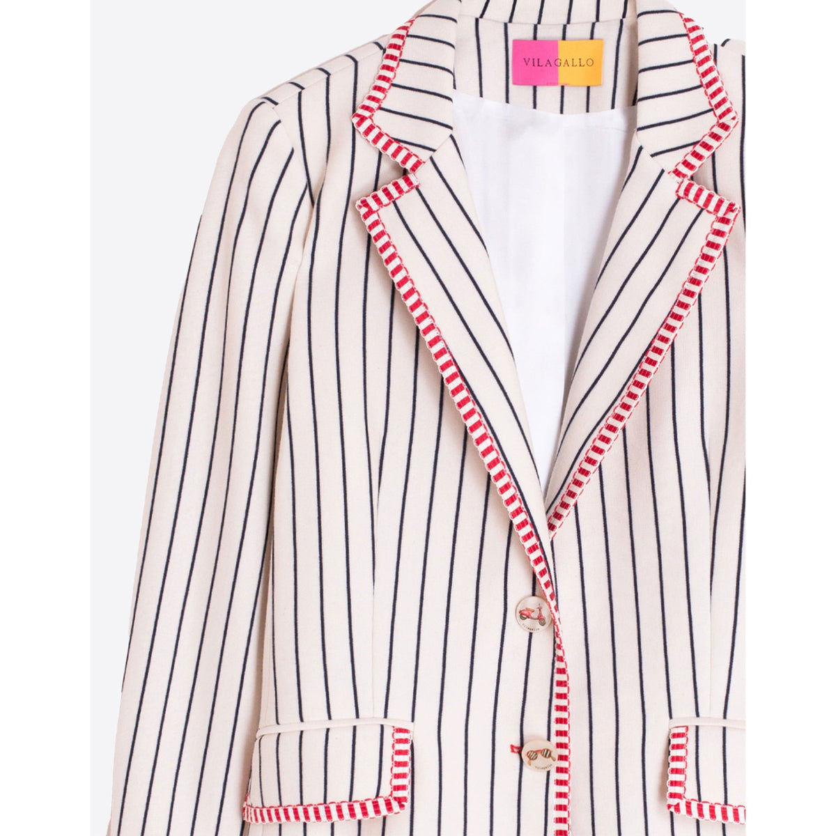 https://dknwnigc18uf4.cloudfront.net/product-media/UAO/1600/1600/striped-blazer-2.jpg
